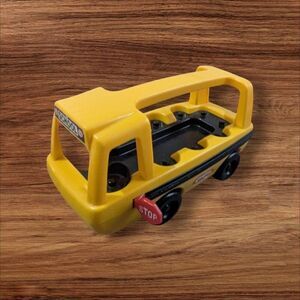 Little Tikes Yellow Plastic Toy School Bus W/ Carry Handle & Stop Sign Pre-Owned